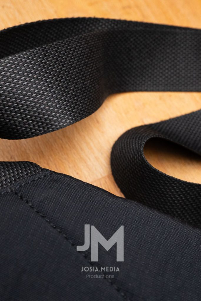 Produktfotograf Köln – Slingback von bellroy Schuhe, Stoffdetails, Nahaufnahme, – Sling Nahaufnahme 2